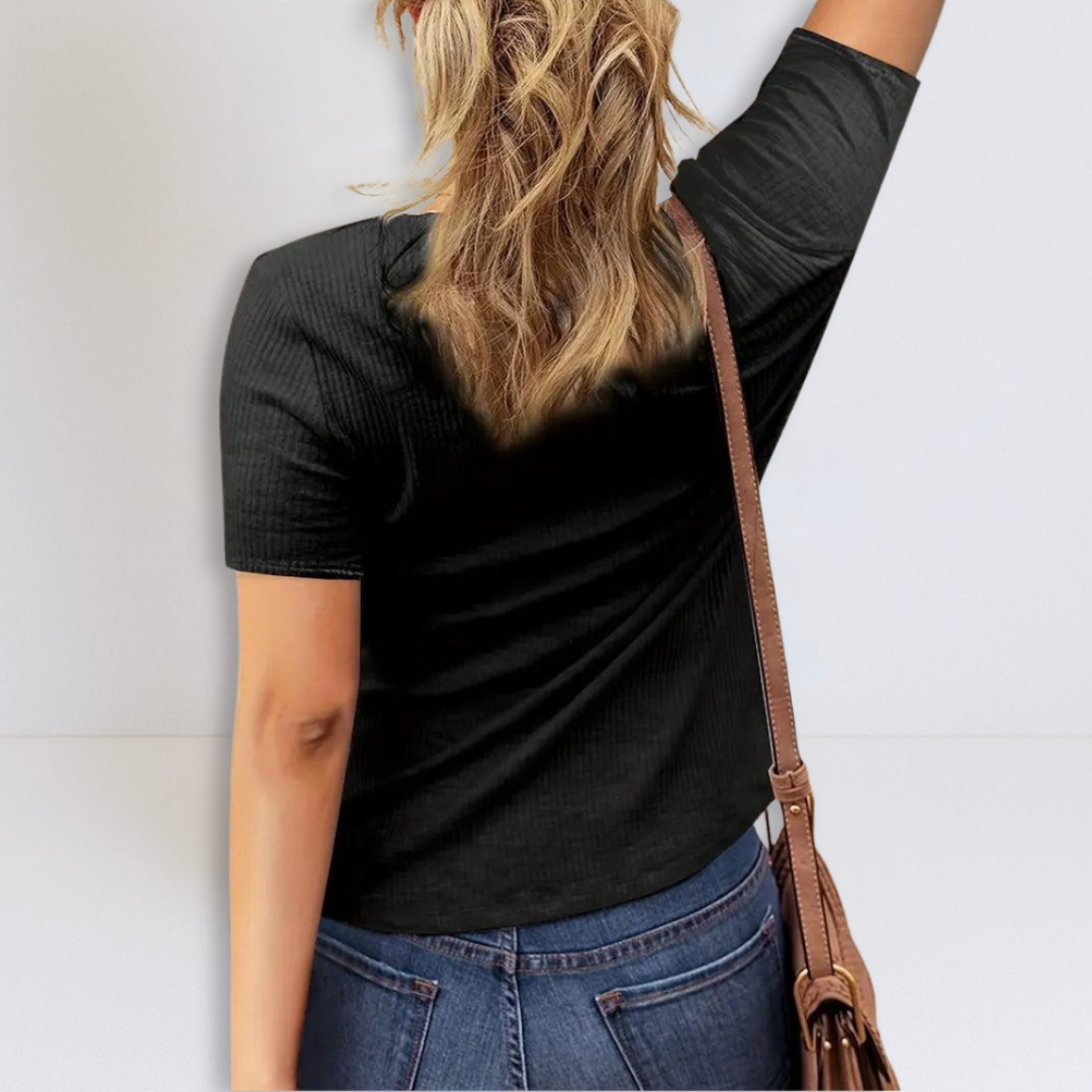 Betty | Blusa Henley Acanalada