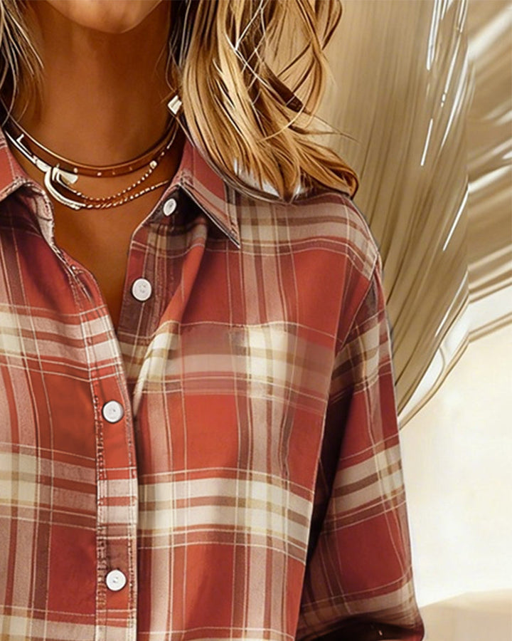Xenna | Camisa con estampado a cuadros y cuello con muescas