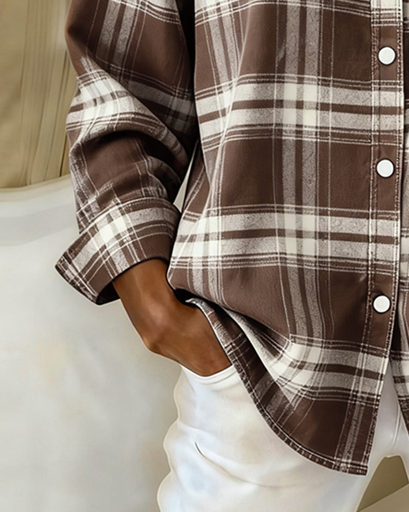 Xenna | Camisa con estampado a cuadros y cuello con muescas