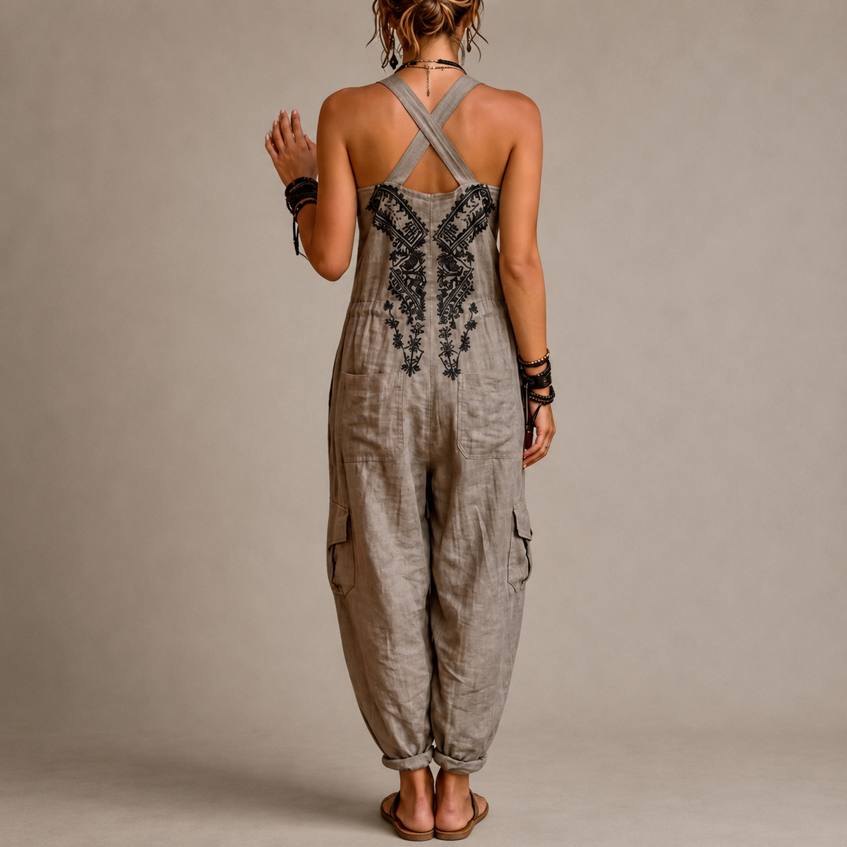 Renata | Mono Bohemio con Bordados y Corte Holgado