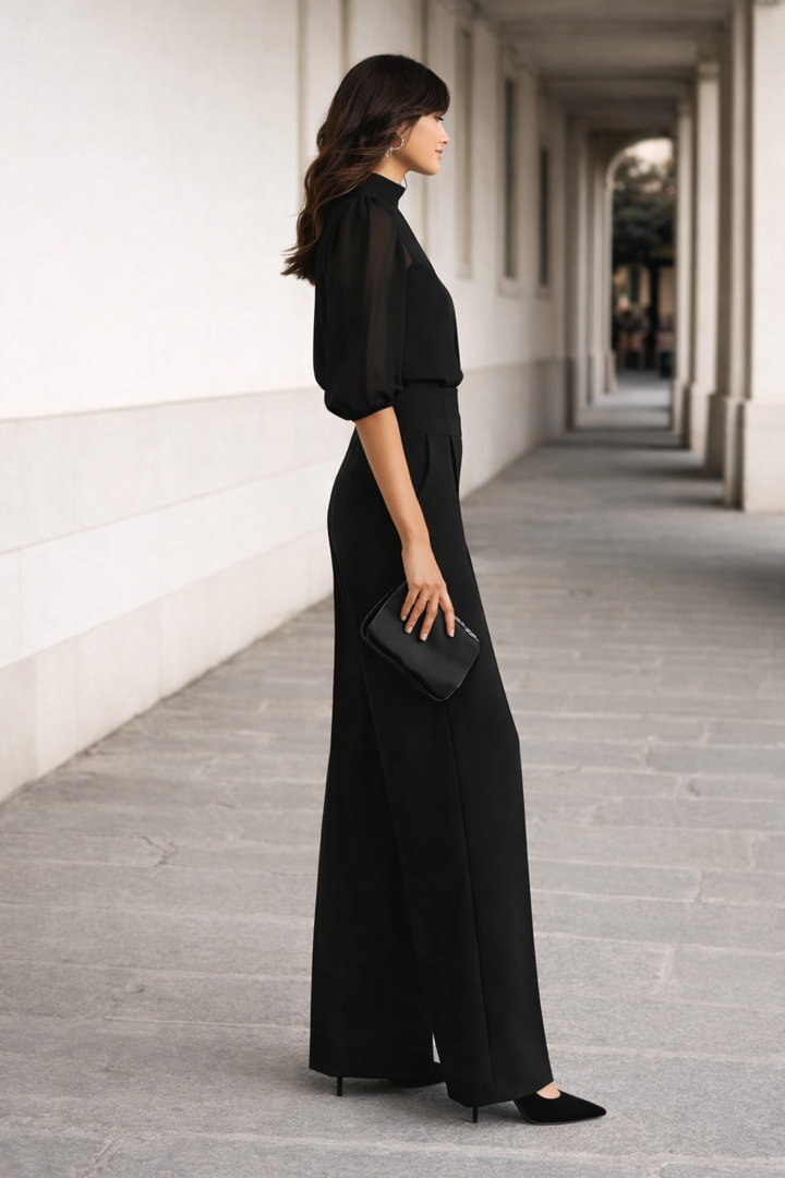 Valentina | Conjunto de Tres Piezas Compuesto por una Camisola Transparente y Pantalones de Pierna Ancha.